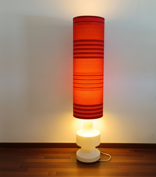 מנורת רצפה, שלושה מצבי הדלקה, וינטג' גרמני, MCM, Doria Leuchten