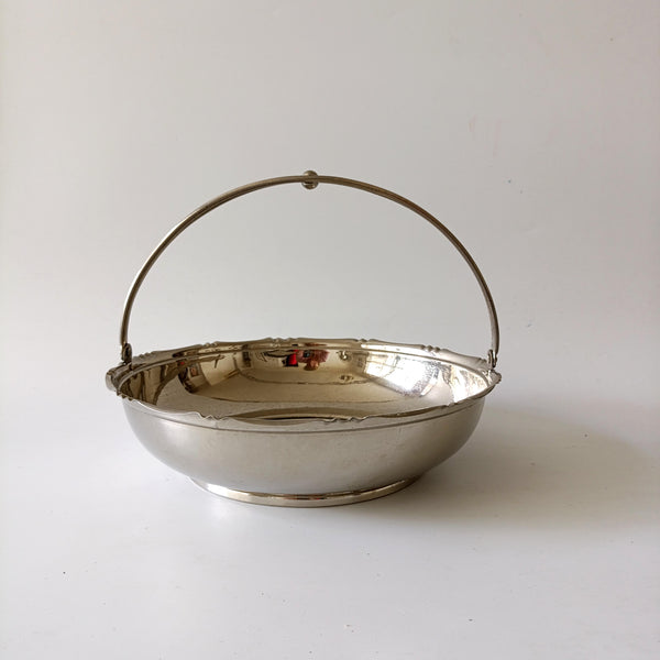 קערת הגשה עם ידית, שילוב של Stainless Steel עם קרמיקה, וינטג'