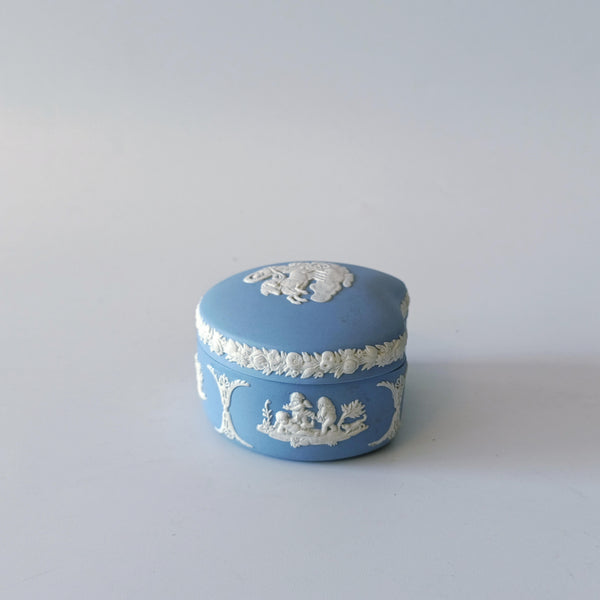 קופסא קטנה לתכשיטים, Jasper Ware, Wedgwood, אנגליה