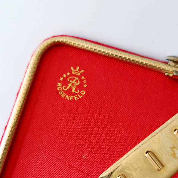 קופסת תכשיטים מקטיפה עם רקמה פטיט פוינט, וינטג' ישראלי, רוזנפלד