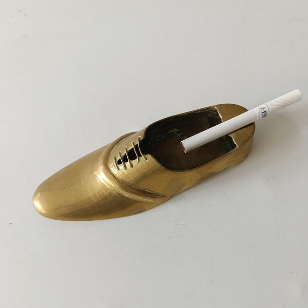 מאפרת בראס בצורת נעל, וינטג' אירופאי