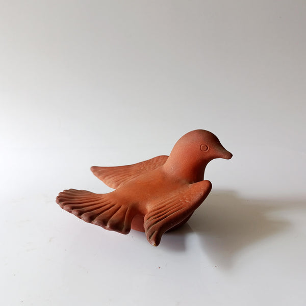 פיגורת יונה מטרה קוטה