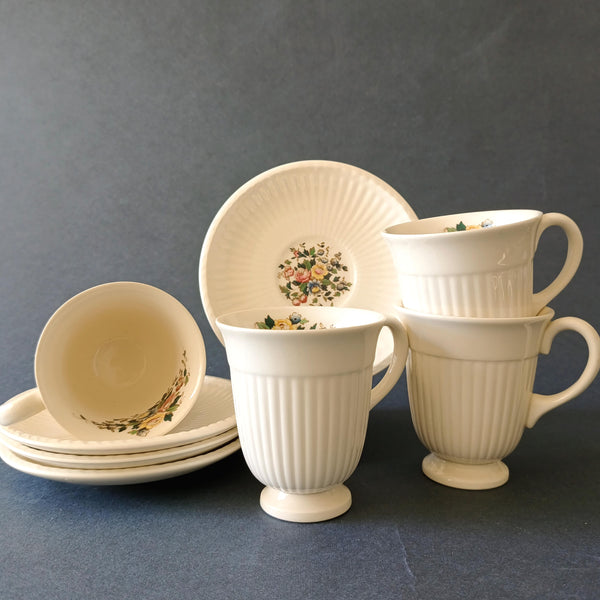 4 ספלים ותחתיות, וינטג' אנגלי, Wedgwood