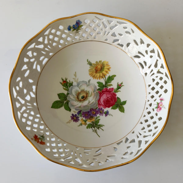 קערת הגשה עם שולי תחרה, וינטג' גרמני