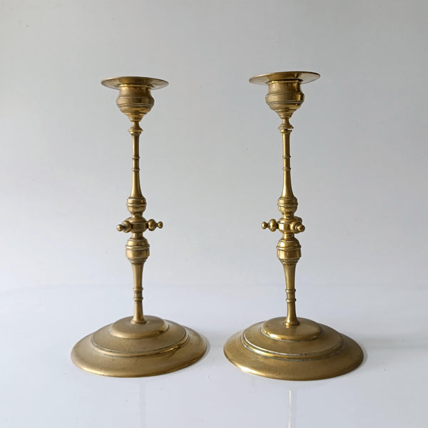 זוג פמוטי בראס יפים, וינטג'