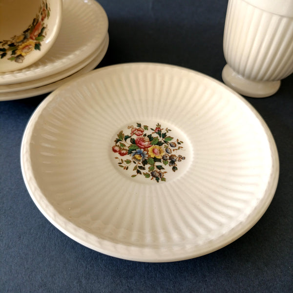 4 ספלים ותחתיות, וינטג' אנגלי, Wedgwood
