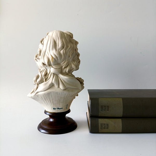 Woman Bust - פסל אשה על בסיס עץ, וינטג' איטלקי