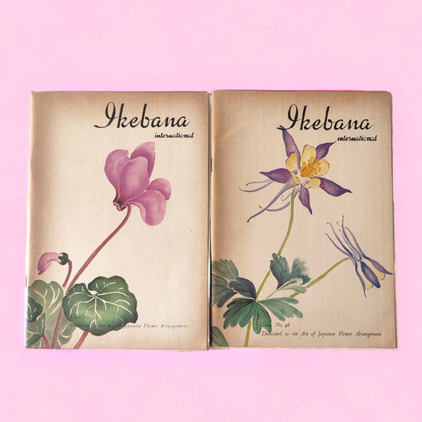 זוג חוברות באנגלית על אמנות שזירת הפרחים היפנית - Ikebana, וינטג', מס' 3
