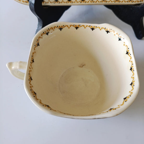 שתי צלחות וספל, יפיפיים, וינטג' אנגלי, Wodds Ivory Ware