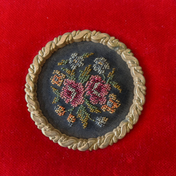 קופסת תכשיטים מקטיפה עם רקמה פטיט פוינט, וינטג' ישראלי, רוזנפלד