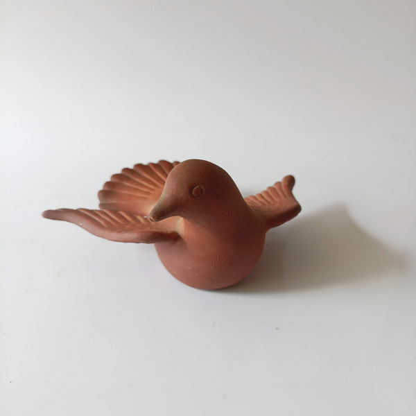 פיגורת יונה מטרה קוטה