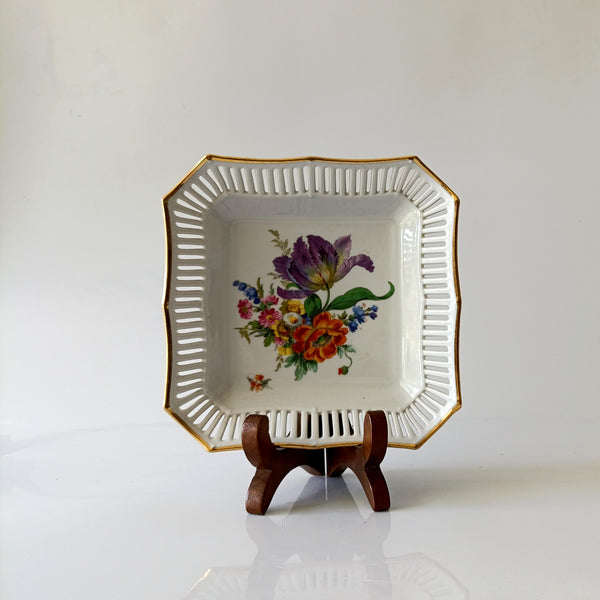 קערה ריבועית עם שוליים מחוררים, וינטג' גרמני