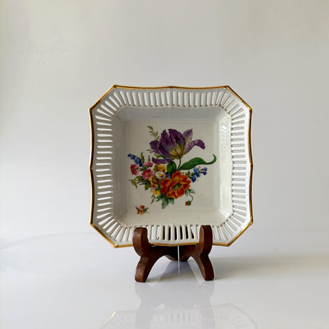 קערה ריבועית עם שוליים מחוררים, וינטג' גרמני