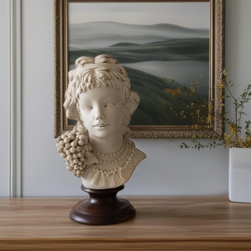 Woman Bust - פסל אשה על בסיס עץ, וינטג' איטלקי
